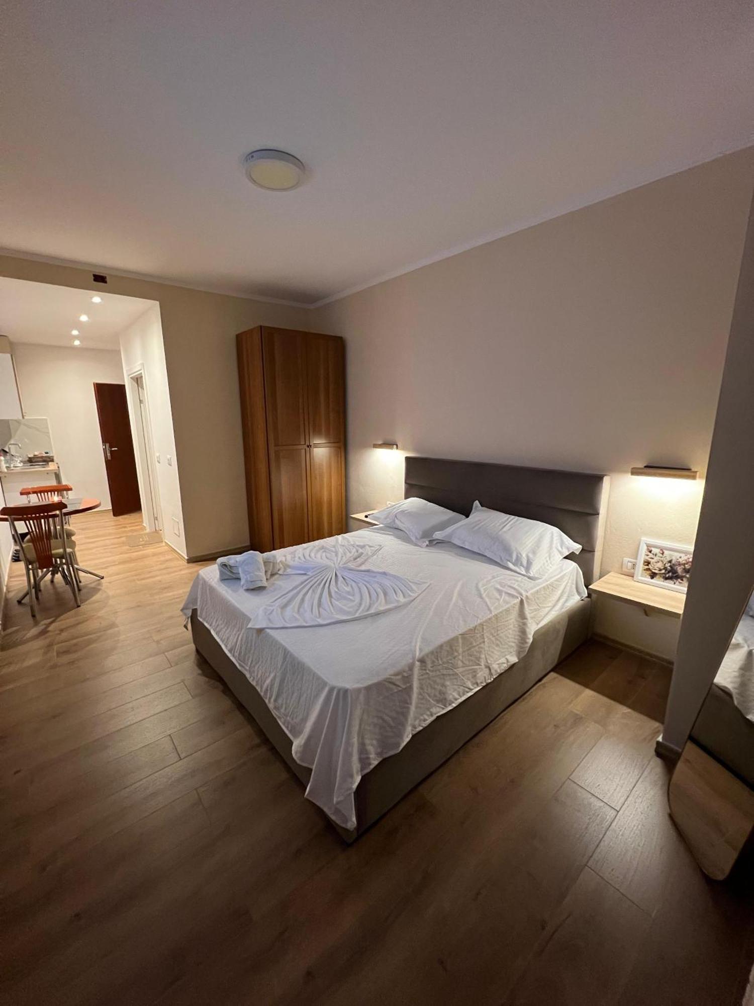 Skyline Studios Tiranë Ngoại thất bức ảnh