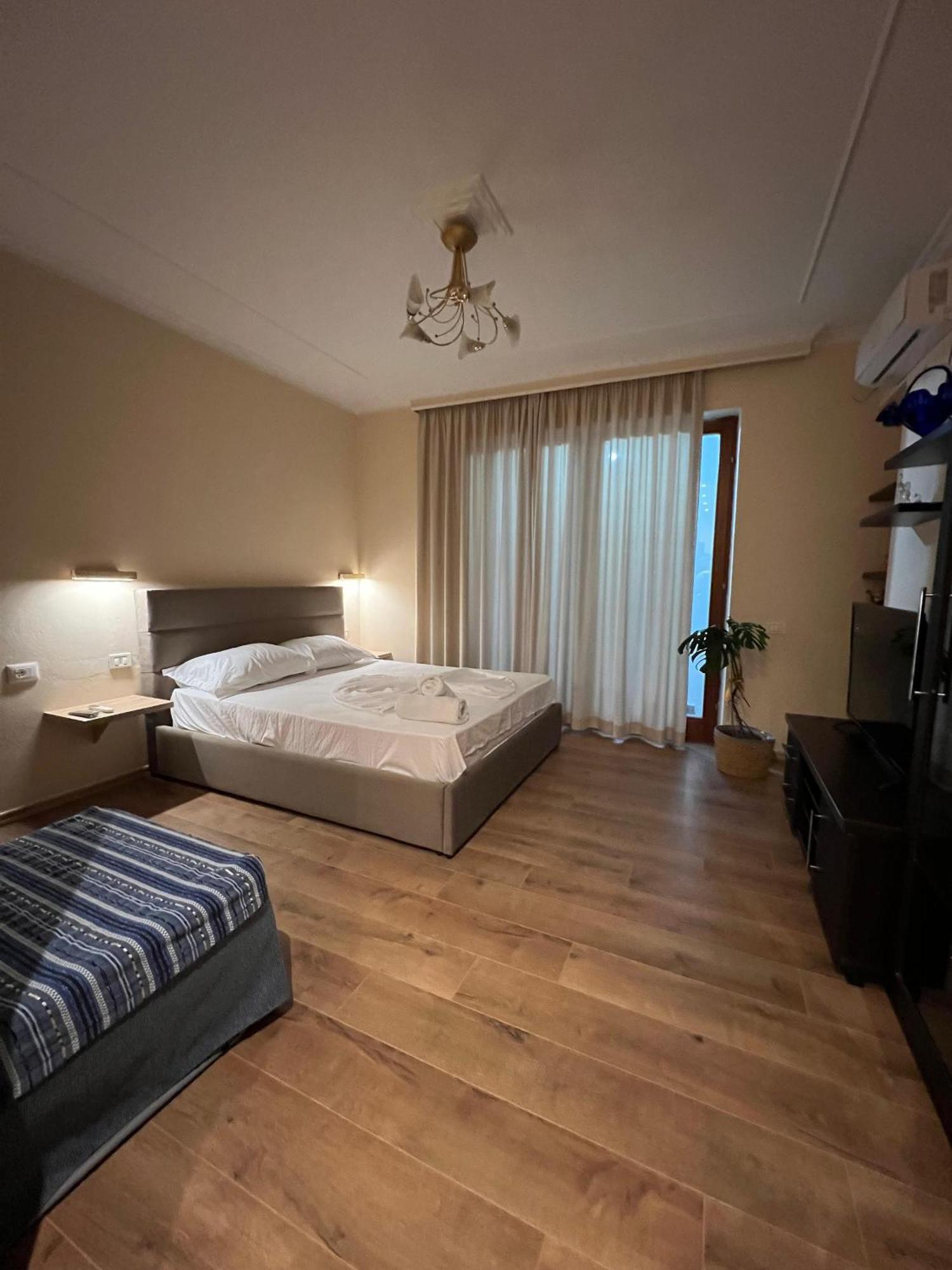 Skyline Studios Tiranë Ngoại thất bức ảnh